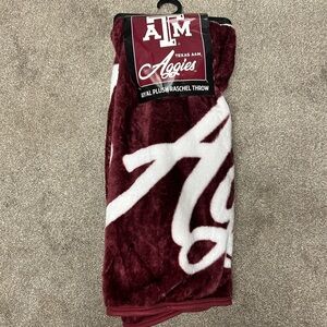 Texas A&M Aggies The Northwest Group Royal Plush Raschel Throw Blanket